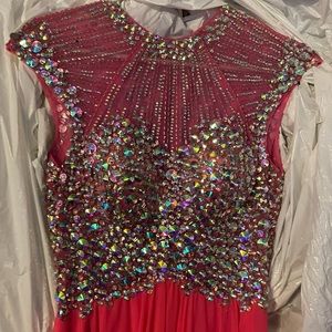 Tiffany Designs Size 4 dress